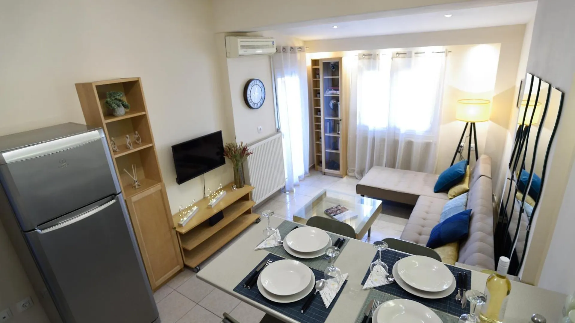 2Downtown.Dandelion Apartment Thessaloniki